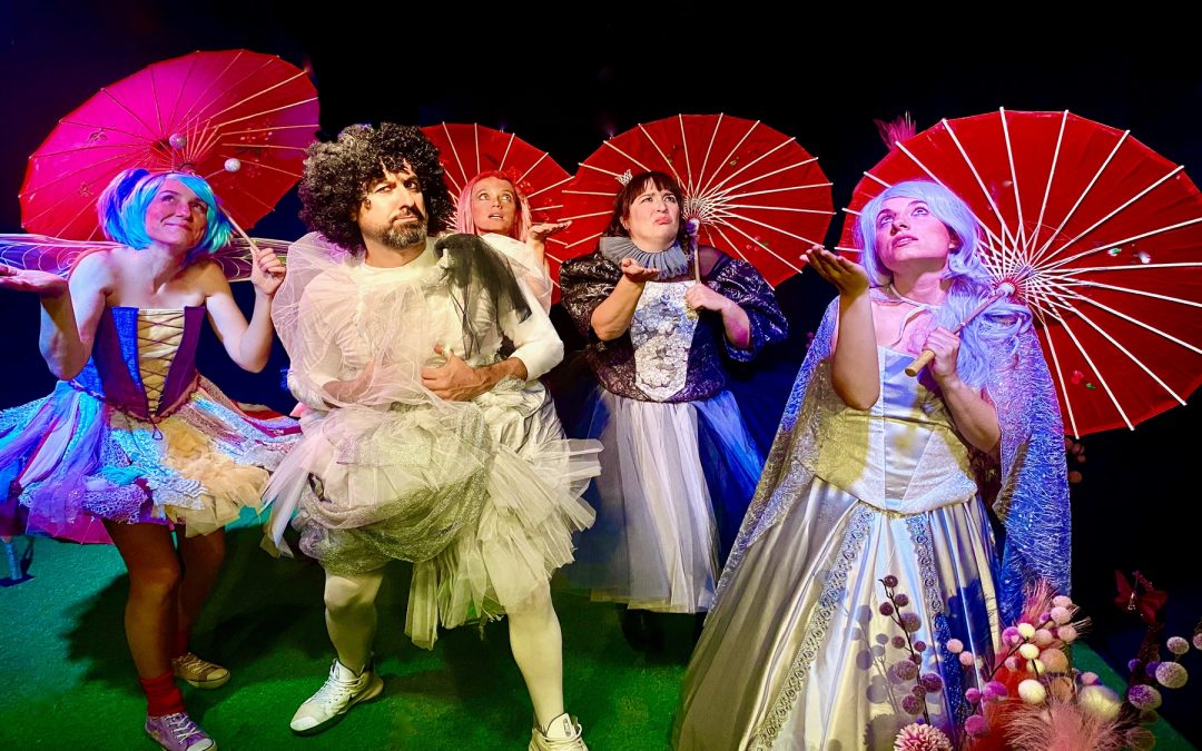 La reina que todo lo prohibía por La Troupe