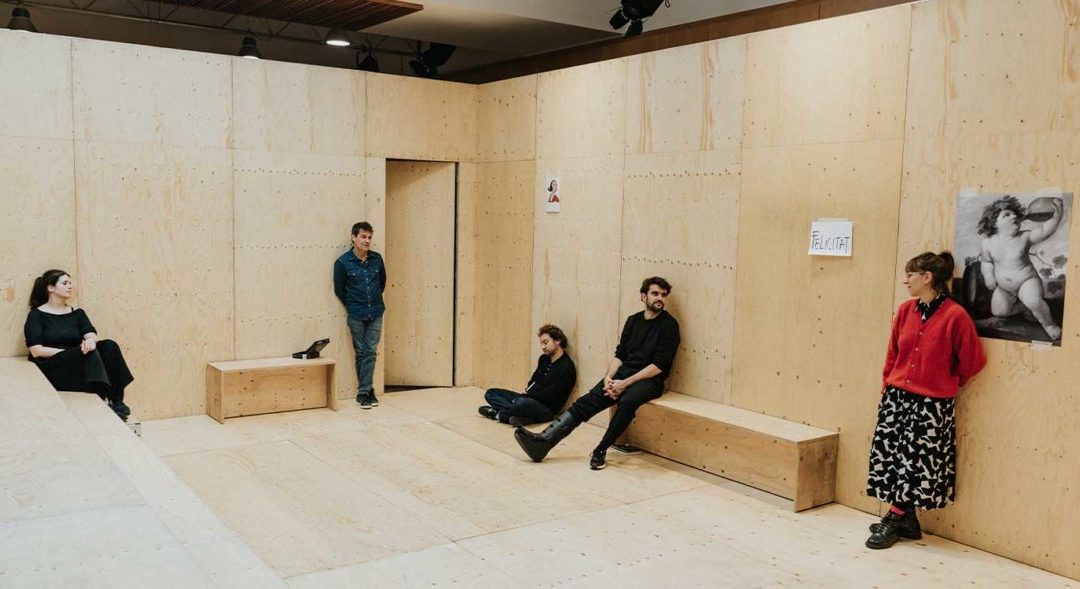 Hedda Gabler, de Àlex Rigola basado en el texto de Henrik Ibsen
